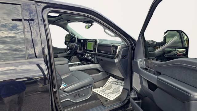 Used 2023 Ford F350 Lariat w/ Lariat Ultimate Package AWD/4WD image 13