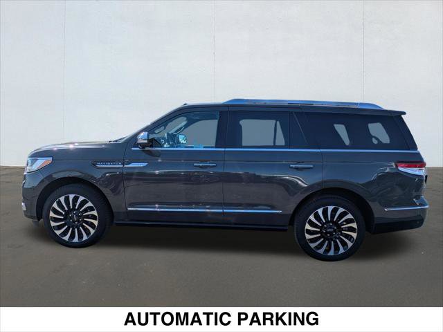New 2024 Lincoln Navigator Black Label AWD/4WD image 3