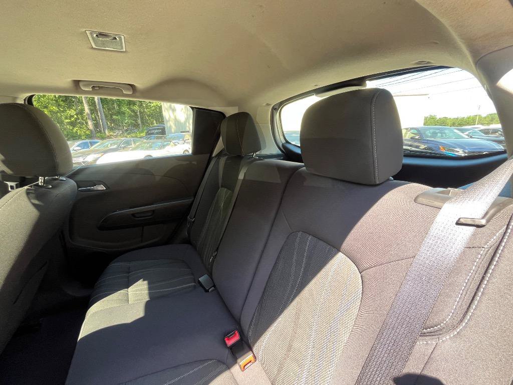 Used 2014 Chevrolet Sonic LT w/ Fun and Sun Package FWD image 21
