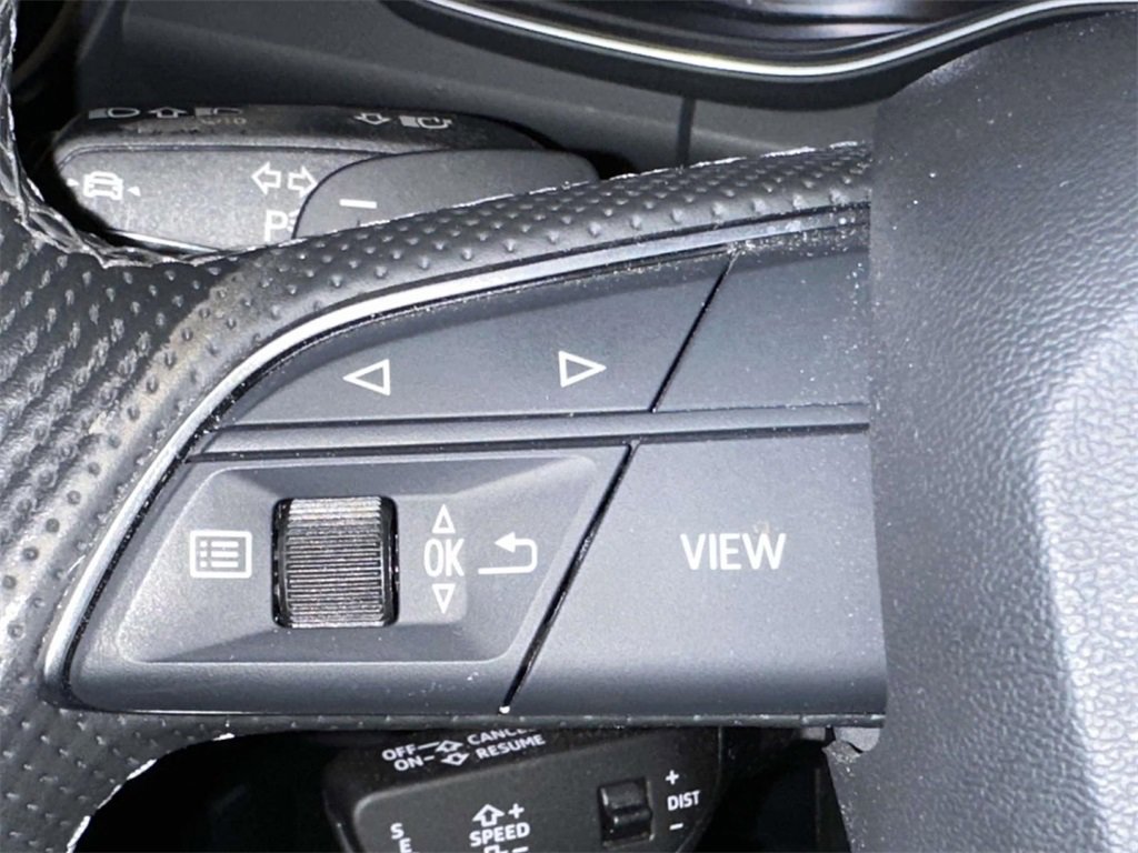 Used 2022 Audi SQ5 Prestige w/ Prestige Package image 31