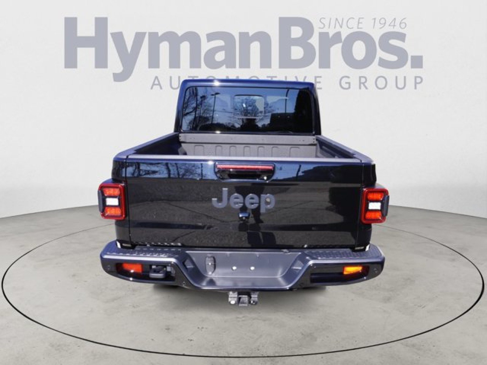 Used 2023 Jeep Gladiator Overland AWD/4WD image 6