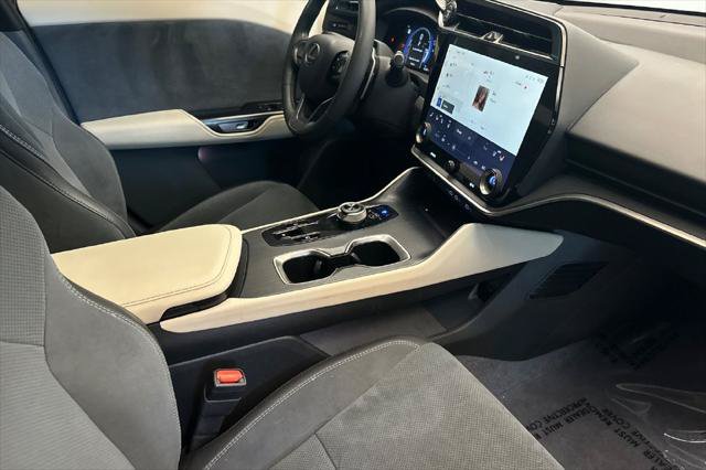 Certified 2023 Lexus RZ 450e Premium w/ Accessory Package (Z1) AWD/4WD image 16
