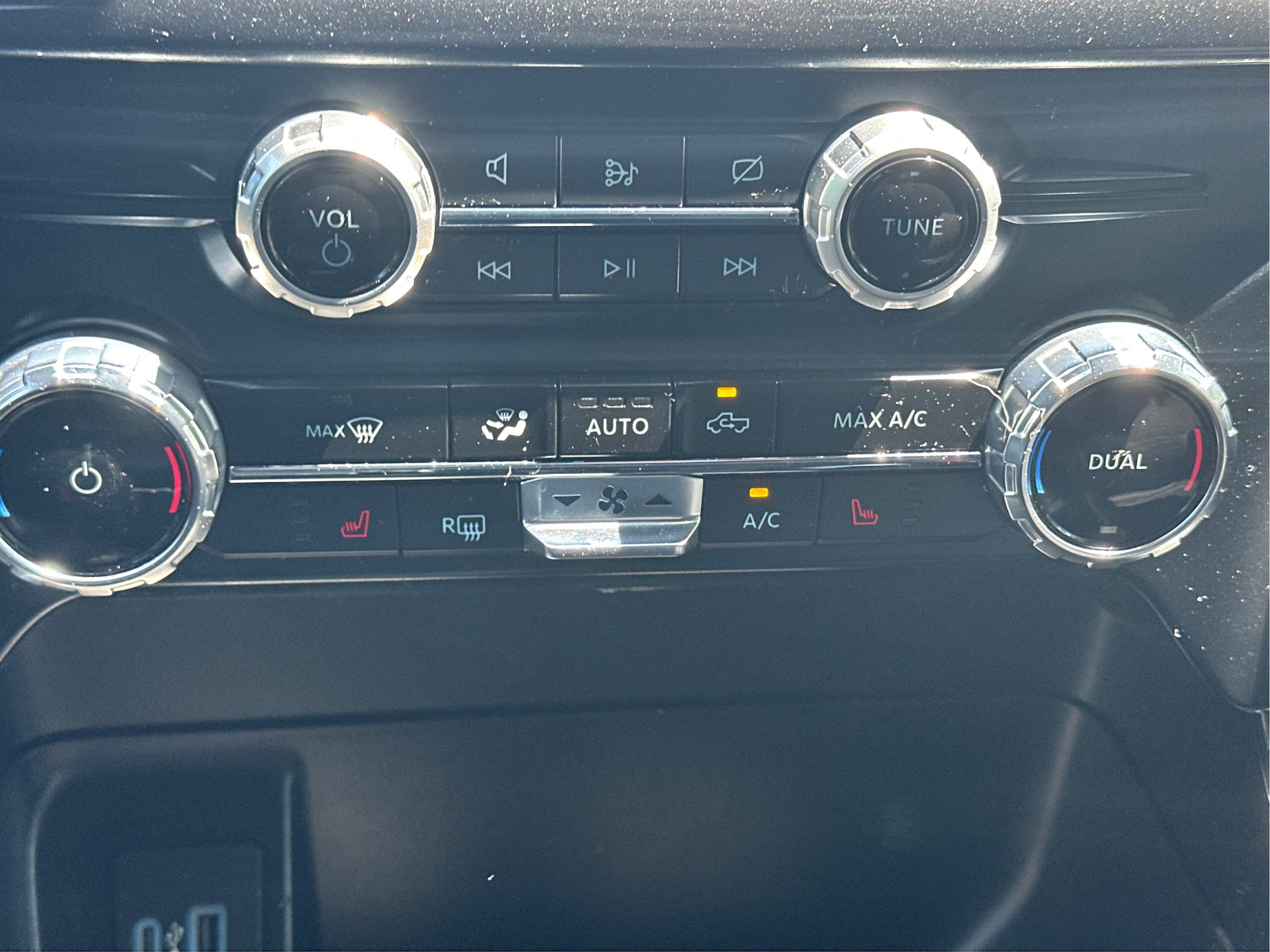 Used 2023 Ford F150 XLT w/ Equipment Group 302A High AWD/4WD image 26