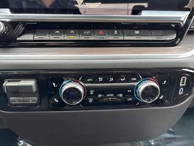 New 2026 GMC Sierra 1500 SLT image 15