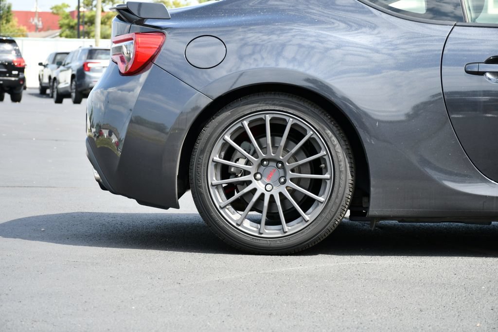 Used 2019 Toyota 86 RWD image 10