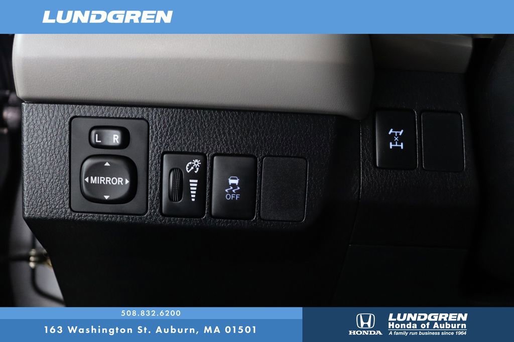 Used 2015 Toyota RAV4 LE image 26