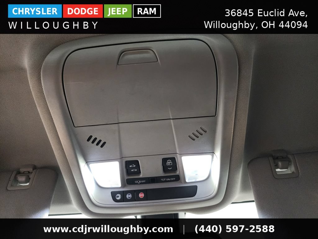 Used 2018 GMC Terrain SLE w/ Driver Convenience Package AWD/4WD image 24