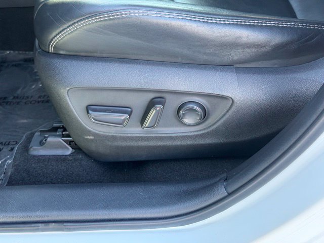 Used 2020 Toyota RAV4 XLE Premium FWD image 21