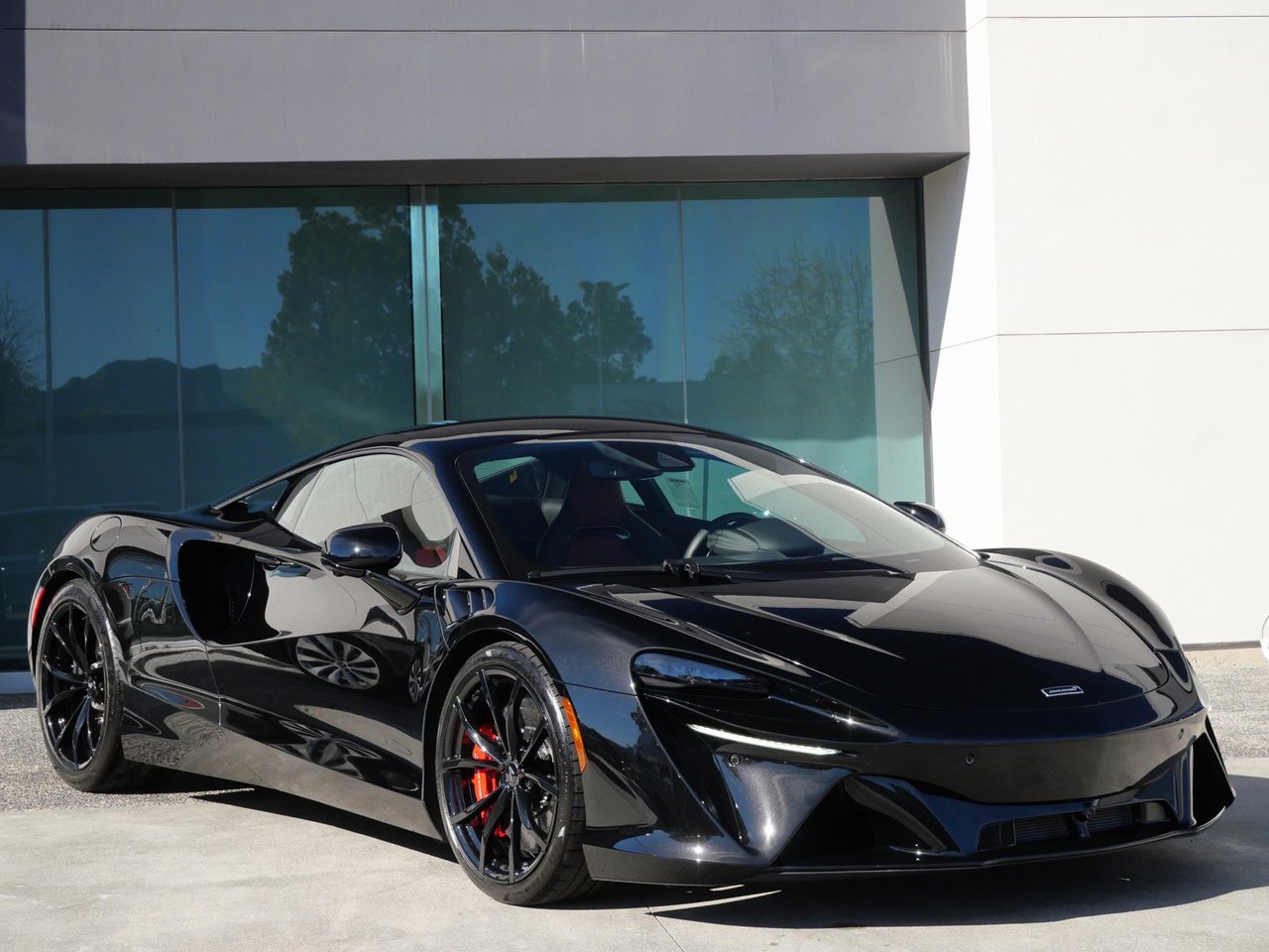 Used 2024 McLaren Artura