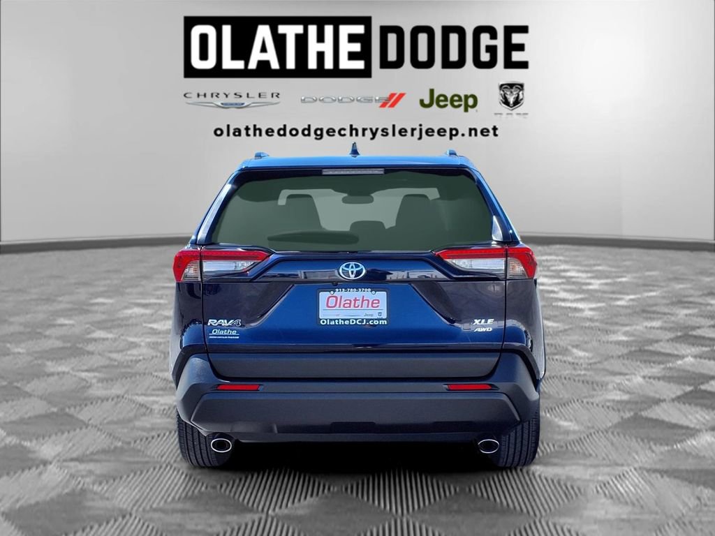 Used 2025 Toyota RAV4 XLE image 29