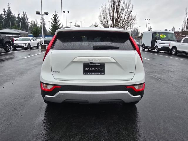 Certified 2023 Kia Niro EX image 4