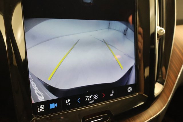 Used 2024 Volvo XC60 B5 Plus image 15