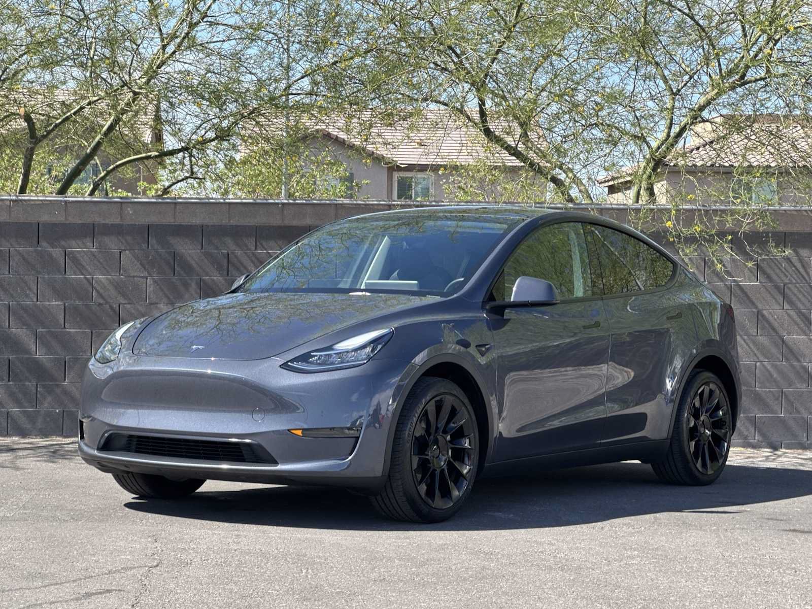 Used 2023 Tesla Model Y Long Range AWD/4WD image 4