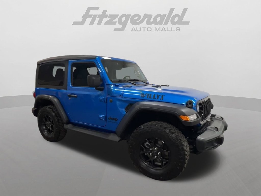 Used 2025 Jeep Wrangler Sport AWD/4WD image 2