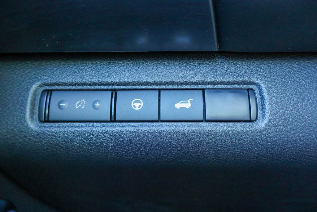 New 2025 Nissan Pathfinder SL image 15