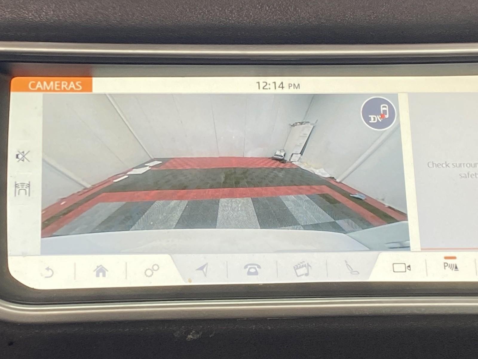 Used 2018 Land Rover Range Rover Evoque SE AWD/4WD image 25