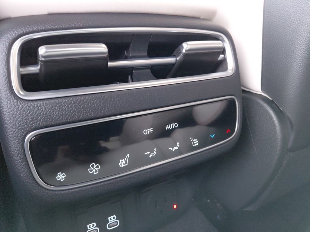 New 2026 Genesis GV70 3.5T Sport Prestige image 31