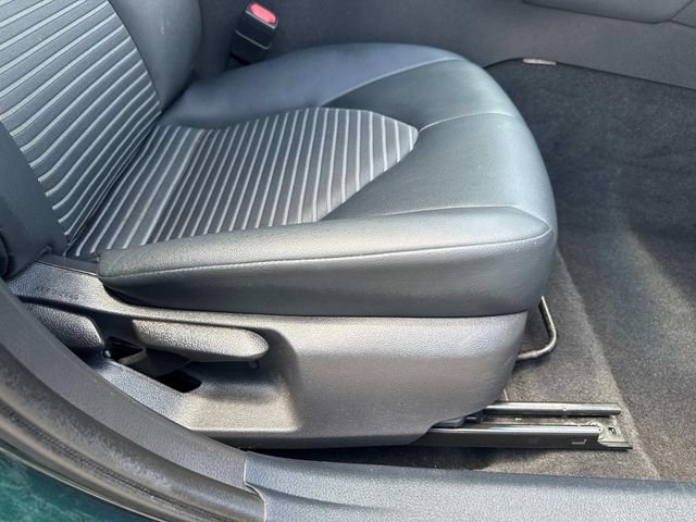 Used 2020 Toyota Camry SE FWD image 15
