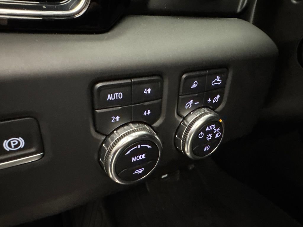 Used 2024 GMC Sierra 1500 Denali AWD/4WD image 28