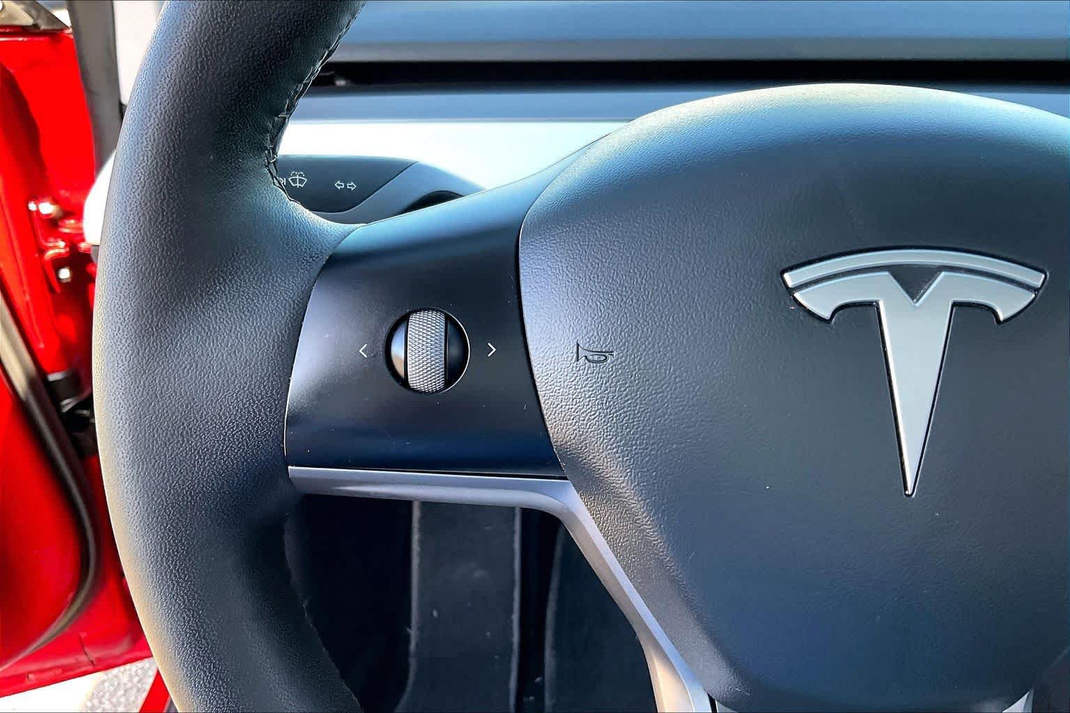 Used 2021 Tesla Model 3 Long Range AWD/4WD image 19