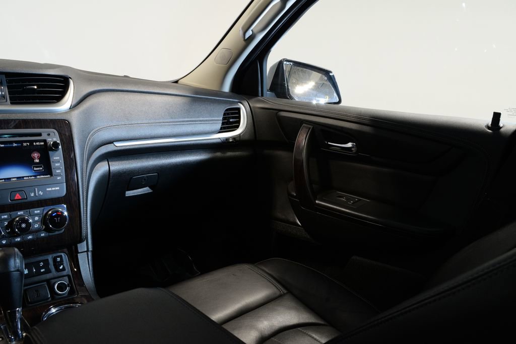Used 2017 Chevrolet Traverse Premier image 17