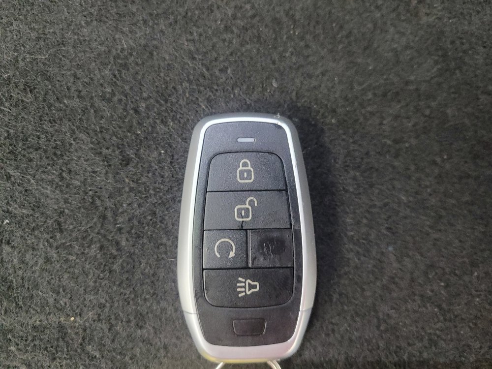 Used 2021 Chevrolet Equinox LT image 32