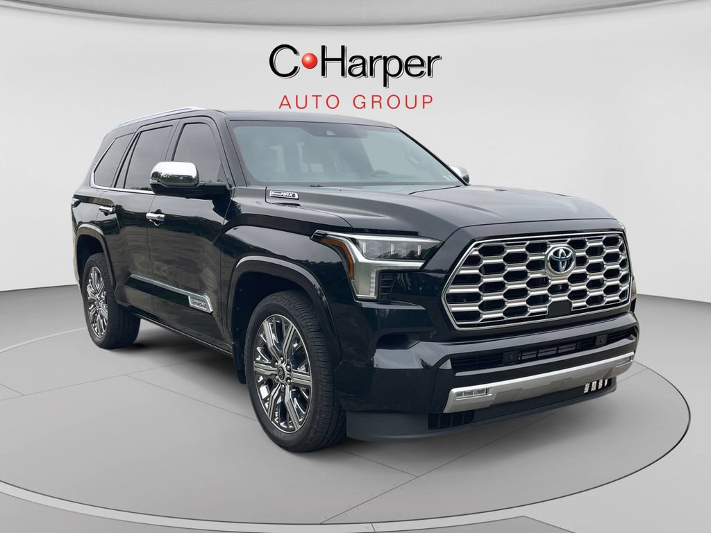 Used 2023 Toyota Sequoia Capstone AWD/4WD image 1
