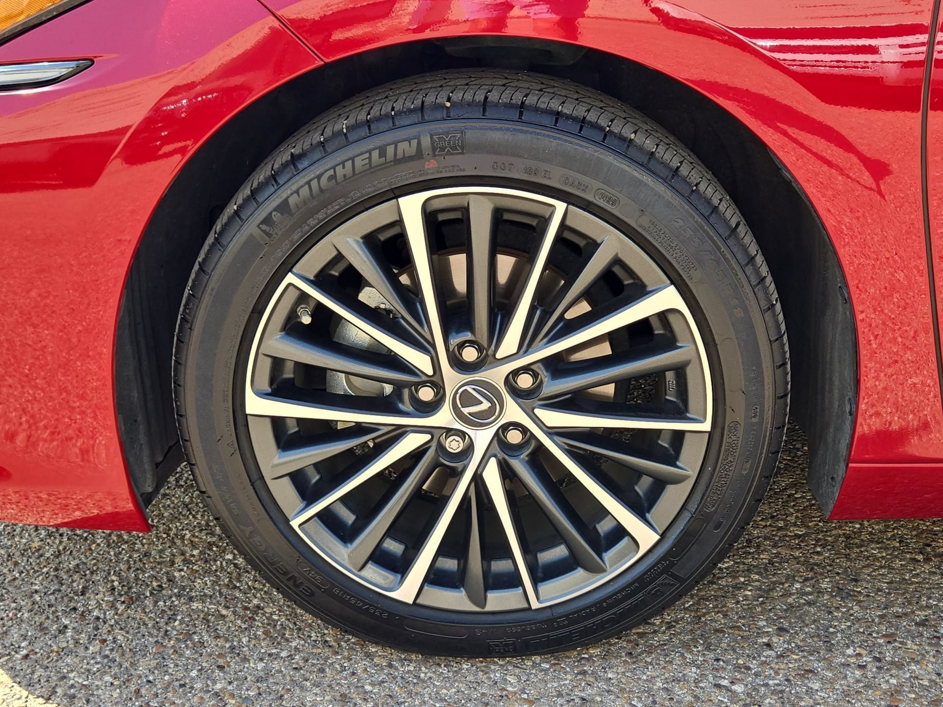 Certified 2025 Lexus ES 300h w/ Premium Package FWD image 11