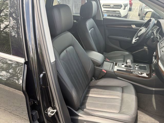 Used 2019 Audi Q5 2.0T Premium Plus w/ Premium Plus Package AWD/4WD image 18