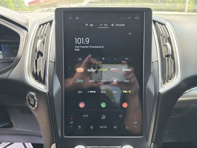 Used 2023 Ford Edge Titanium AWD/4WD image 16