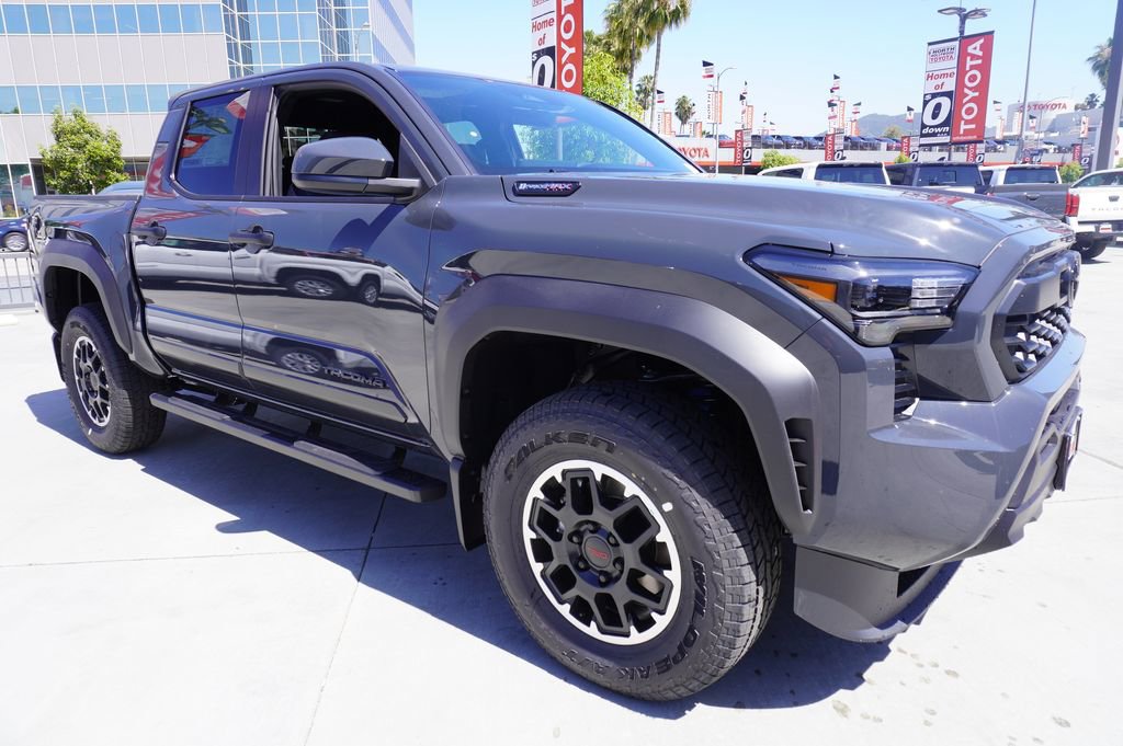 New 2026 Toyota Tacoma TRD Off-Road AWD/4WD image 3