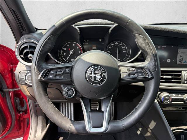 Used 2022 Alfa Romeo Giulia Ti w/ Active Assist Plus Package RWD image 17
