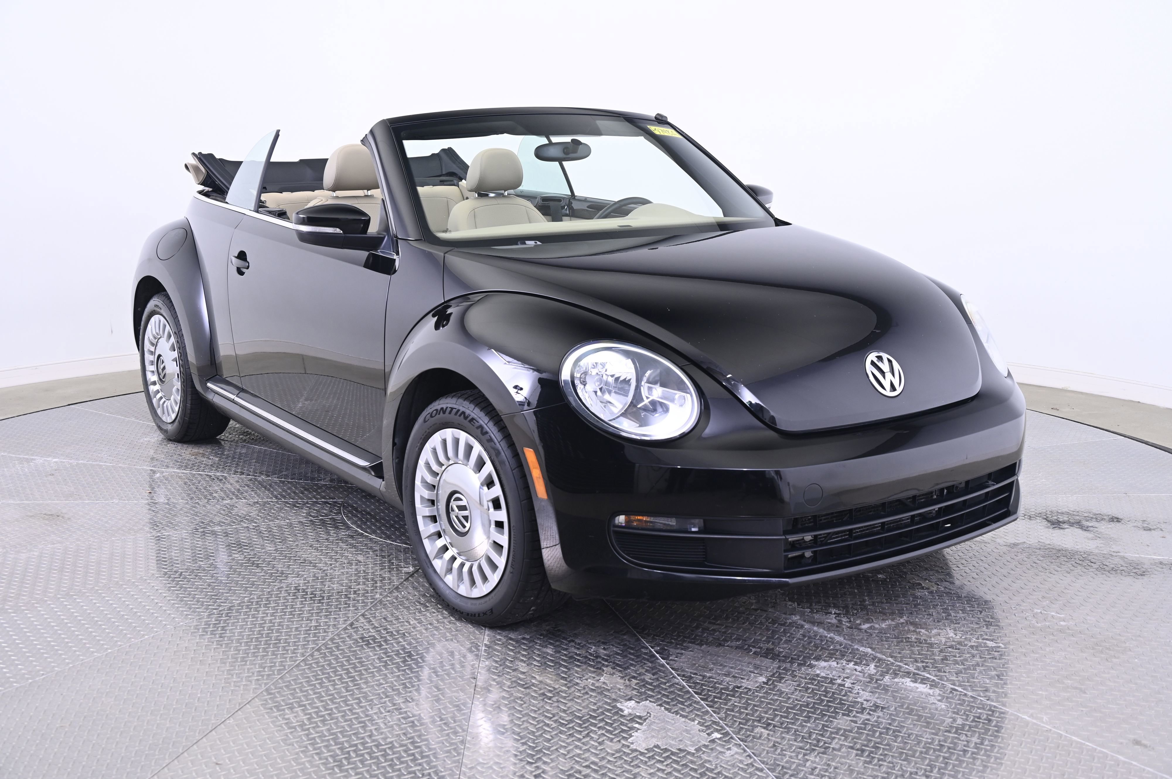 Used 2015 Volkswagen Beetle 1.8T image 9