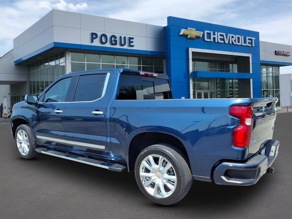 Used 2023 Chevrolet Silverado 1500 High Country AWD/4WD image 3