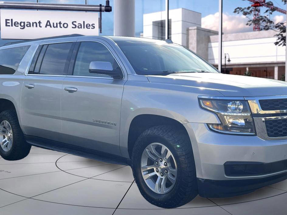Used 2020 Chevrolet Suburban LT image 3