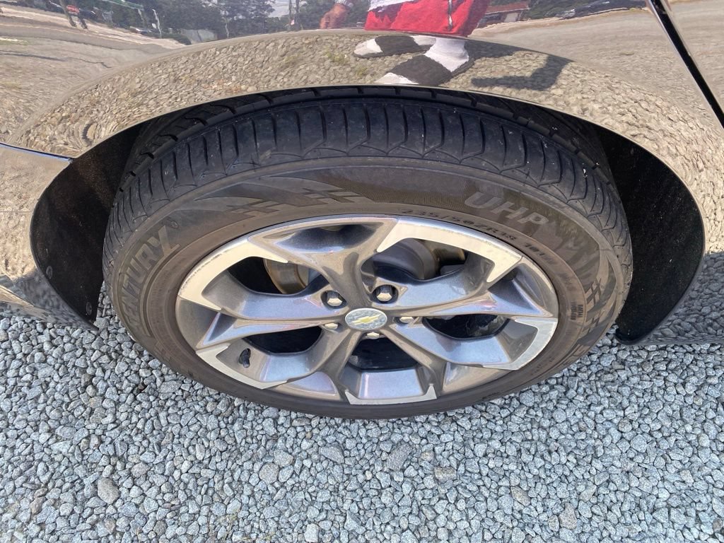Used 2022 Chevrolet Malibu LT FWD image 23