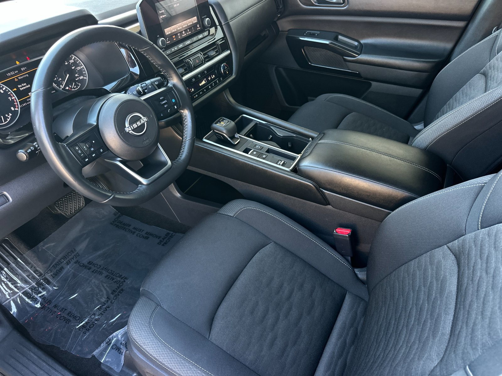 Used 2025 Nissan Pathfinder SV FWD image 9