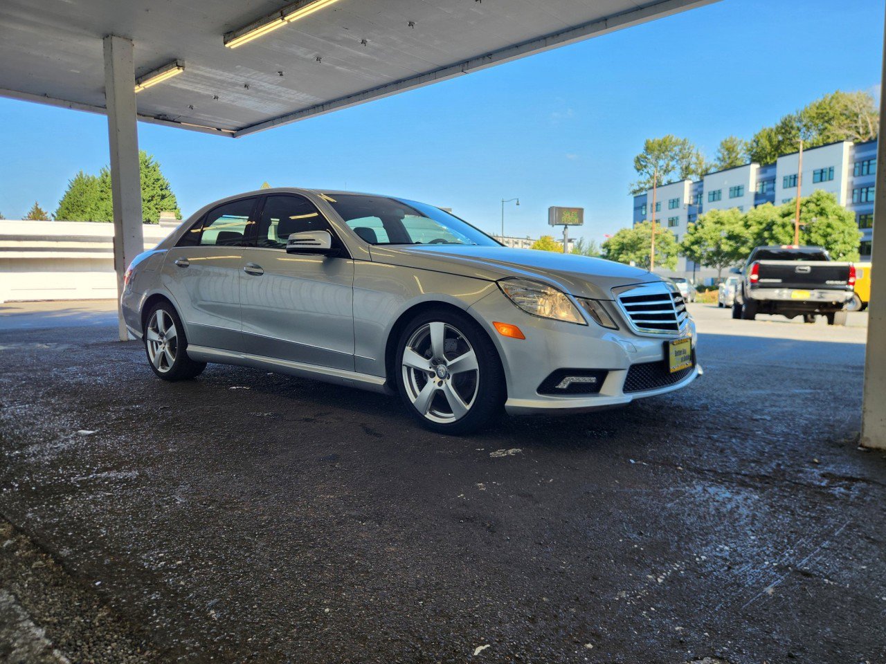 Used 2011 Mercedes-Benz E 350 Sedan image 11