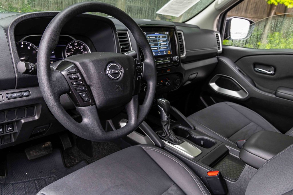 Certified 2024 Nissan Frontier SV w/ Tow Package image 4