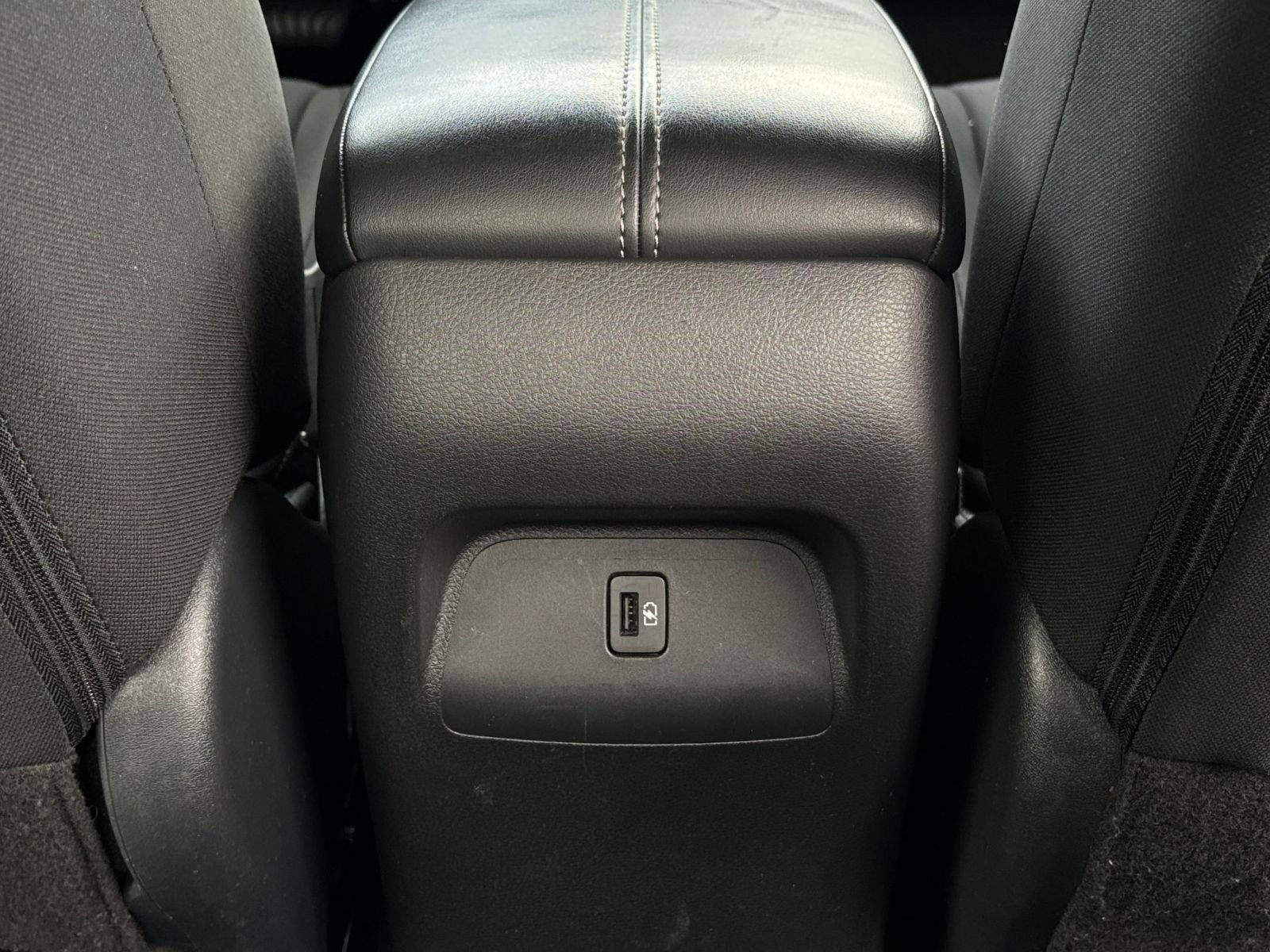 Used 2025 Nissan Sentra SV FWD image 21