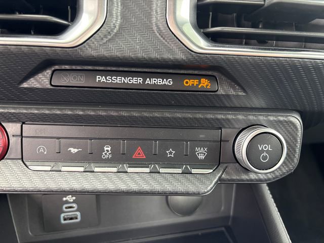 Used 2025 Ford Mustang GT Premium RWD image 33