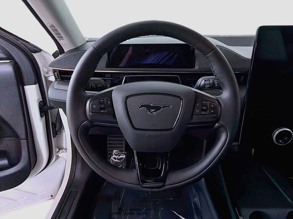 Used 2024 Ford Mustang Mach-E Premium AWD/4WD image 33