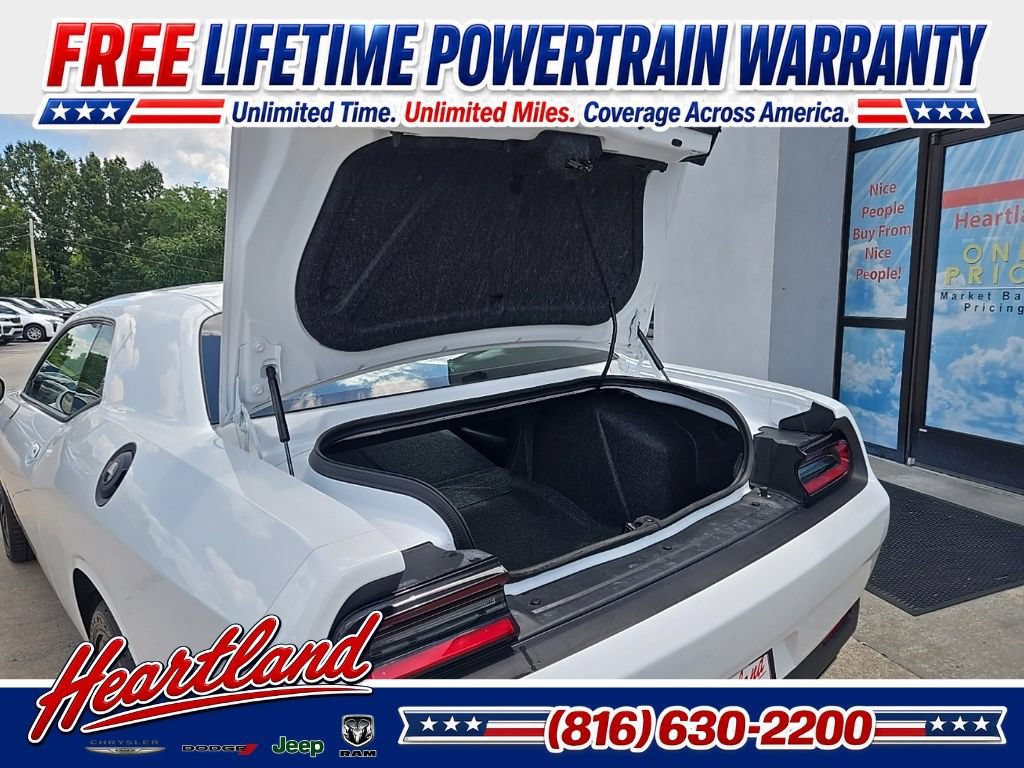 Used 2022 Dodge Challenger GT w/ Blacktop Package AWD/4WD image 79