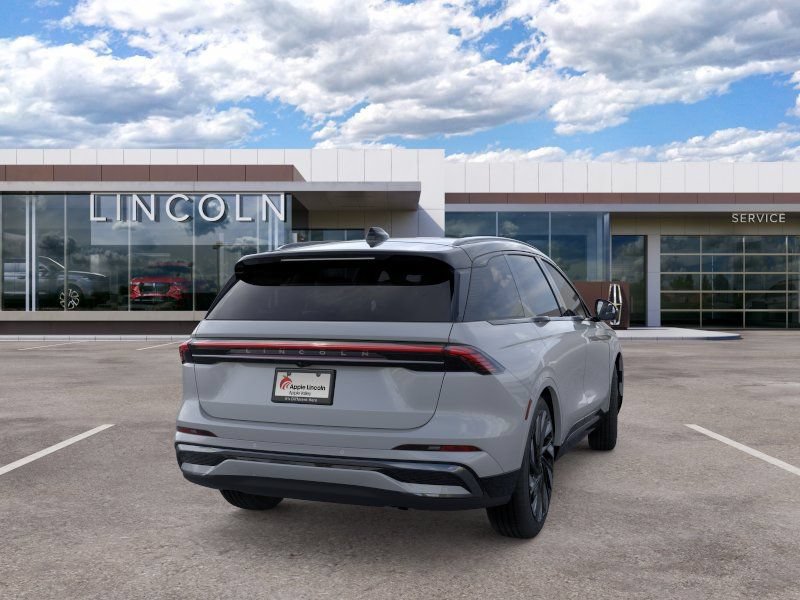 New 2026 Lincoln Nautilus Reserve w/ Jet Appearance Package AWD/4WD image 9