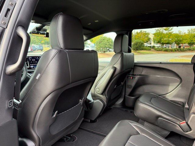 New 2027 Chrysler Pacifica LX FWD image 26