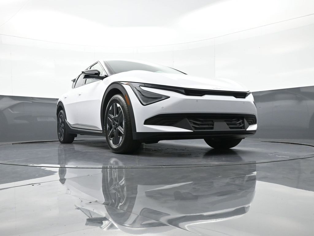 New 2025 Kia EV6 Light image 26