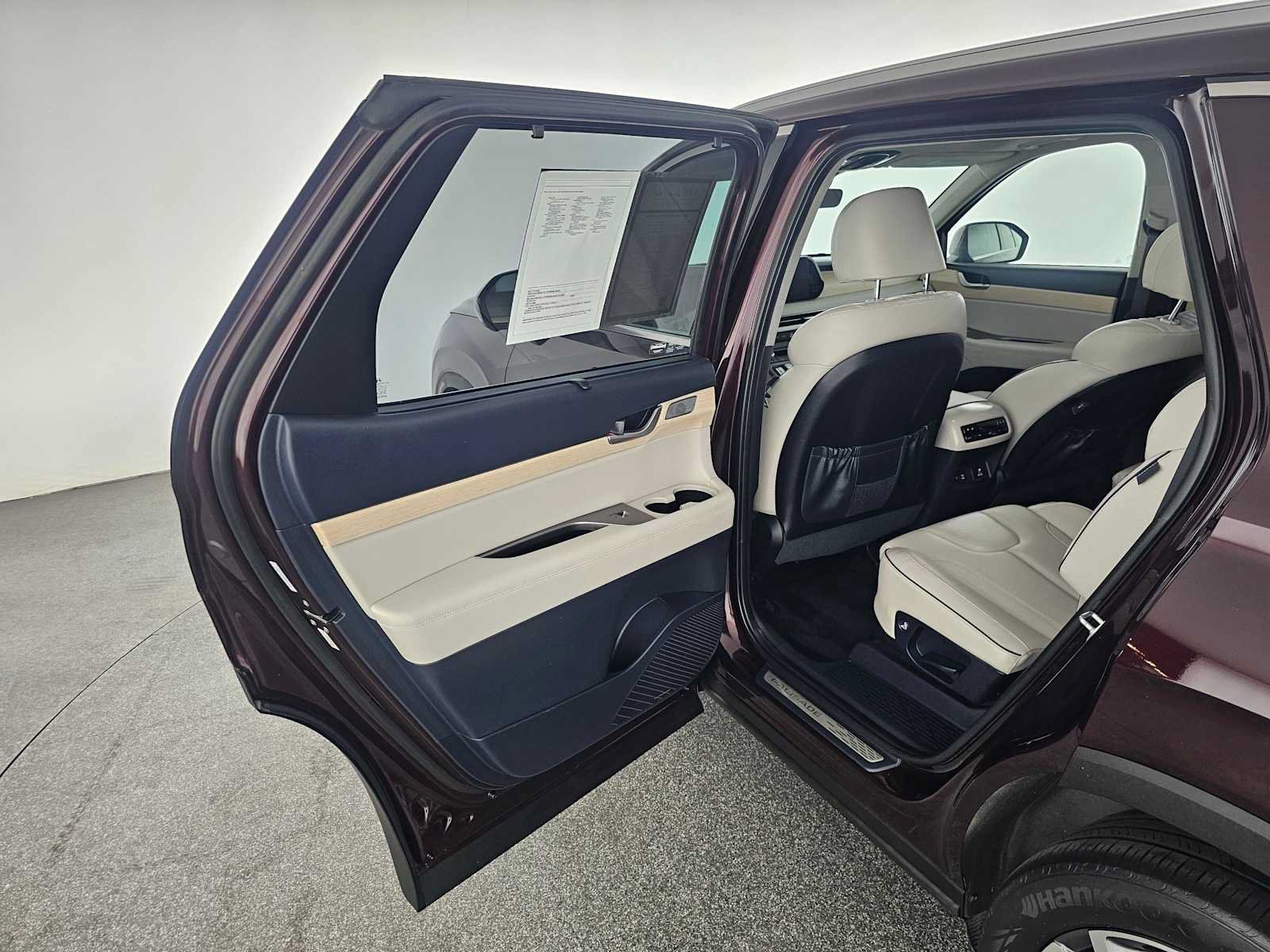 Used 2023 Hyundai Palisade Limited AWD/4WD image 17