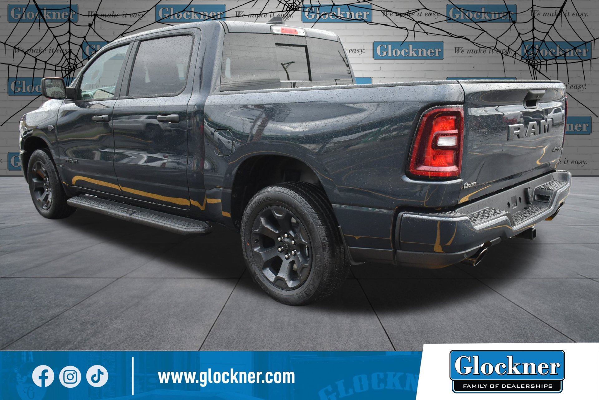 New 2027 RAM 1500 Express AWD/4WD image 8