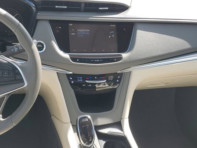 Used 2017 Cadillac XT5 Premium Luxury AWD/4WD image 15