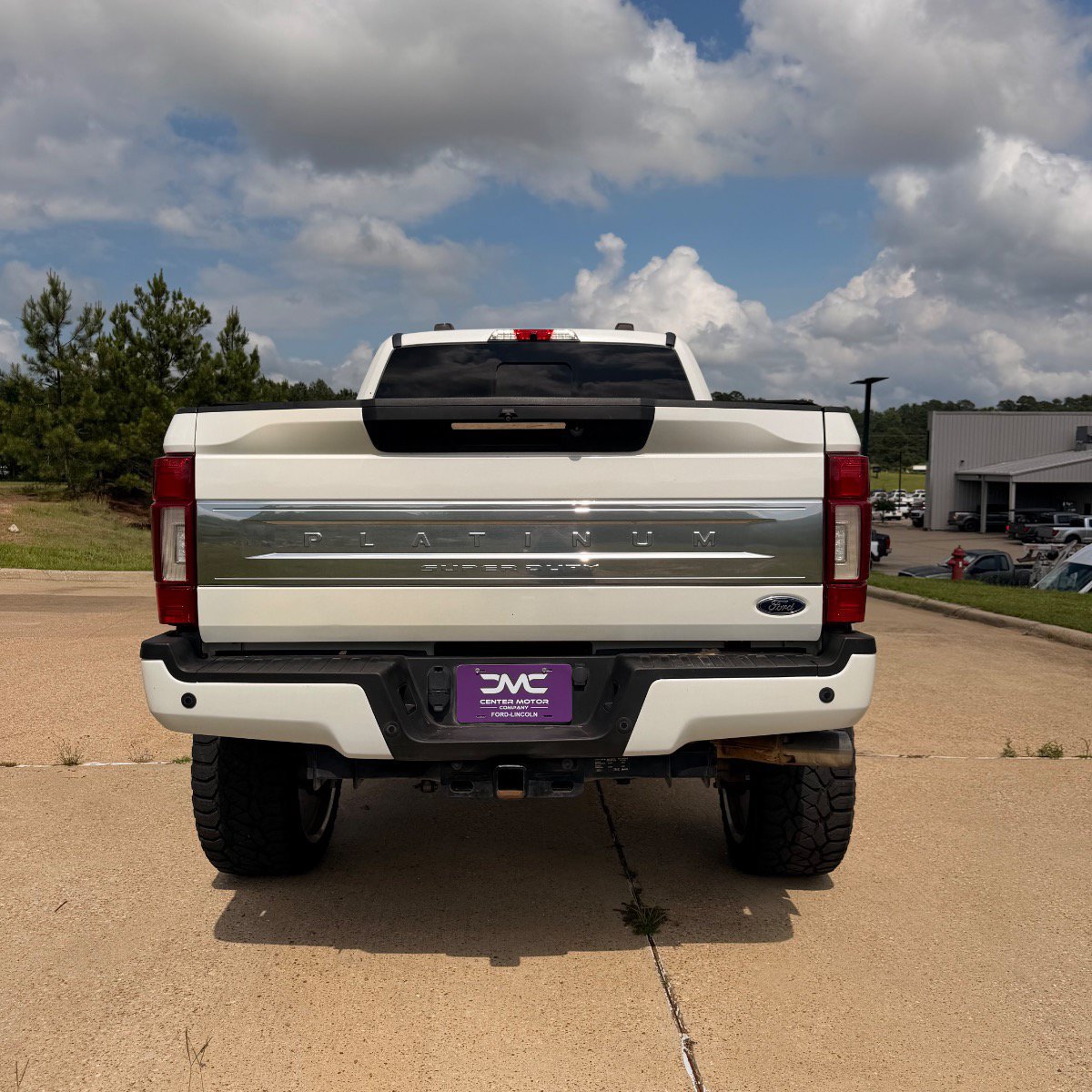 Used 2021 Ford F250 Platinum w/ FX4 Off-Road Package AWD/4WD image 6